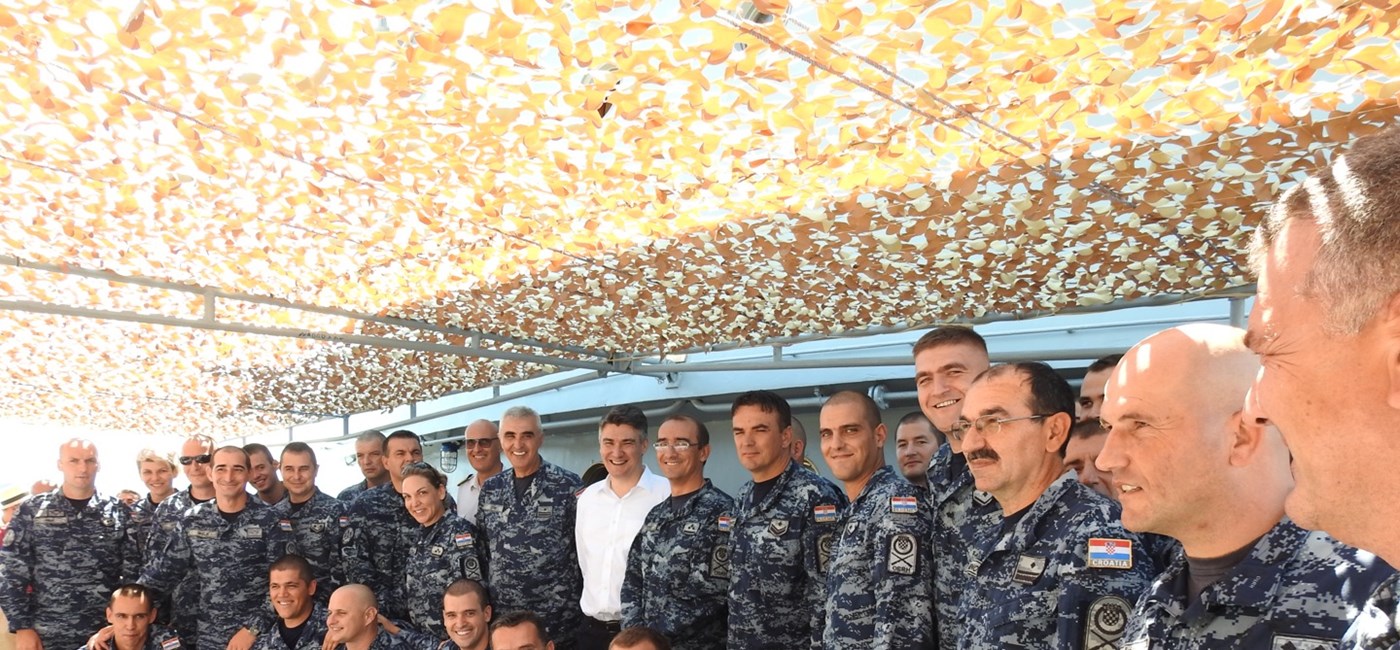 Predsjednik Vlade Milanović u posjetu brodu „Andrija Mohorovičić“: "Na nama je da pomognemo izbjeglicama koliko možemo"